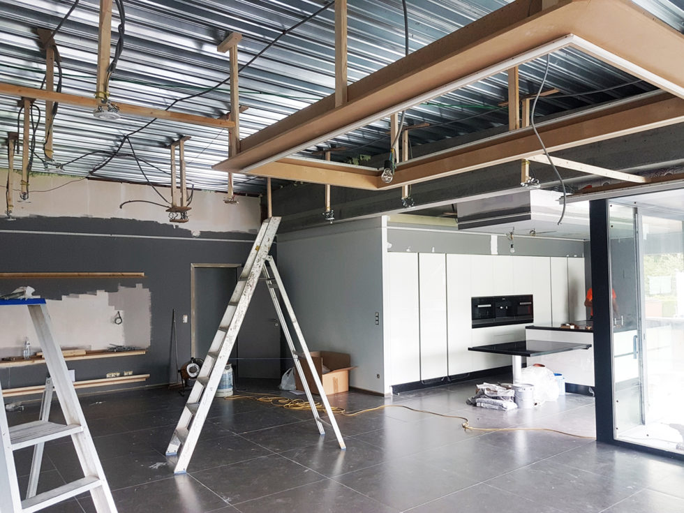Plafond tendu en Belgique et en France